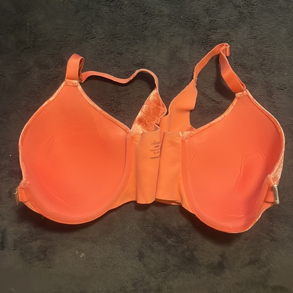 Set of soma vanishing back full coverage front close bras. - Picture 5 of 6